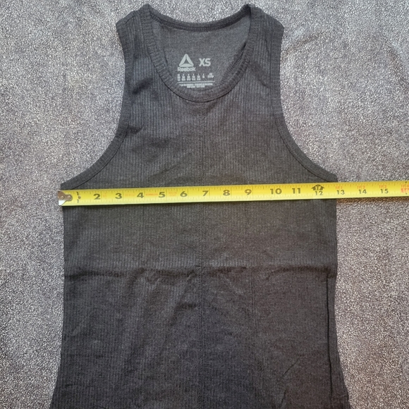 Reebok ribbed tank - Picture 3 of 6